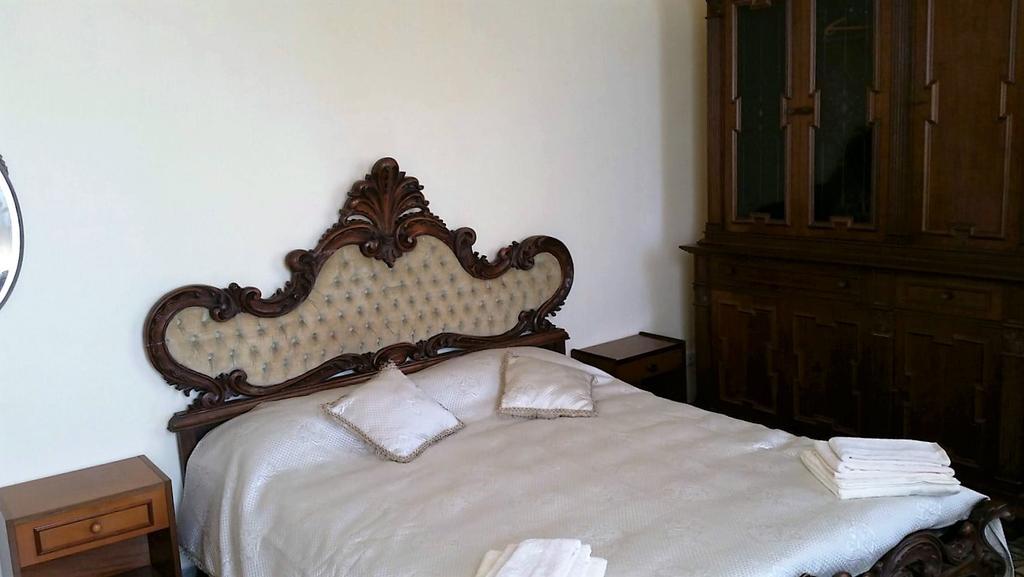 Hôtel Fiore Di Loto à Capannori Extérieur photo